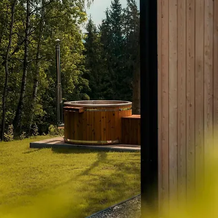 Comfortable With Private Jacuzzi Holiday home *
